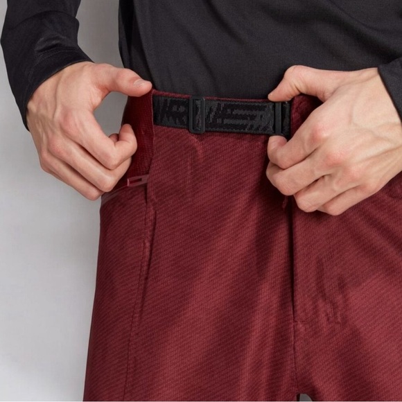 adidas Terrex Primeknit Waterproof Hiking Pants Size Medium - Picture 4 of 16